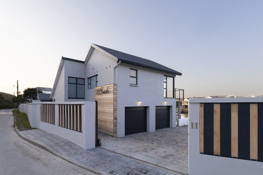 4 Bedroom Property for Sale in West Bank Eastern Cape